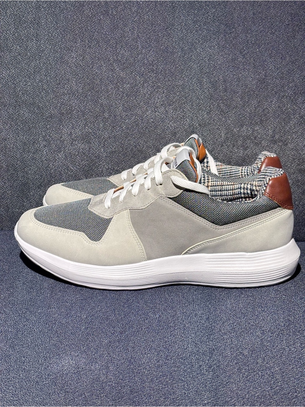 STEVE MADDEN CASUAL SNEAKERS 11 MENS